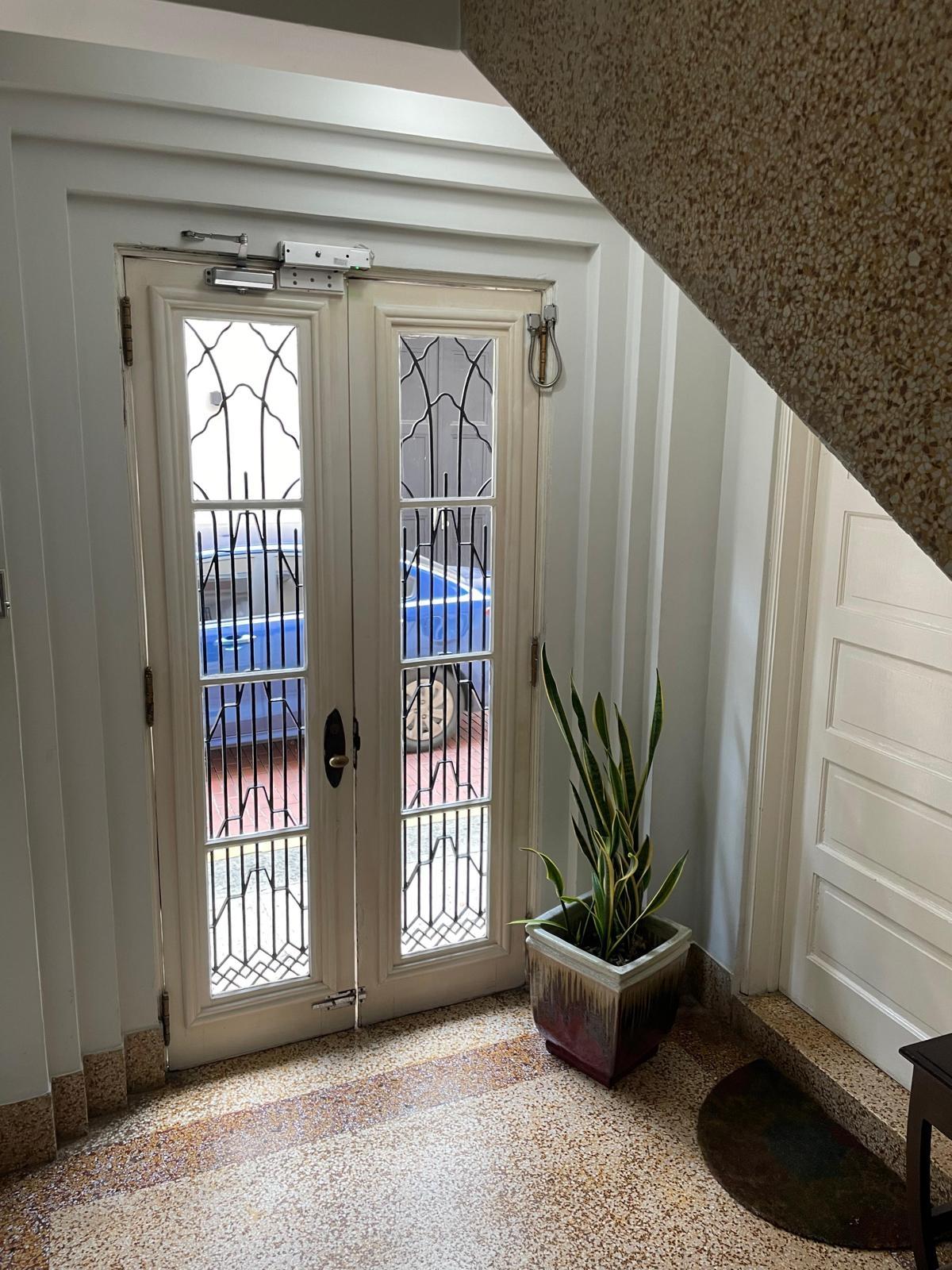 APARTMENT FOR SALE IN OLD TOWN PANAMA