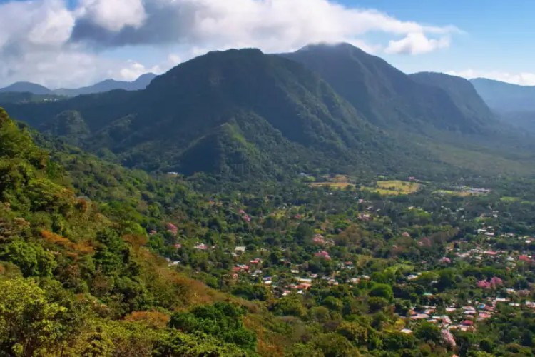 A high altitude view of El Valle de Antón.